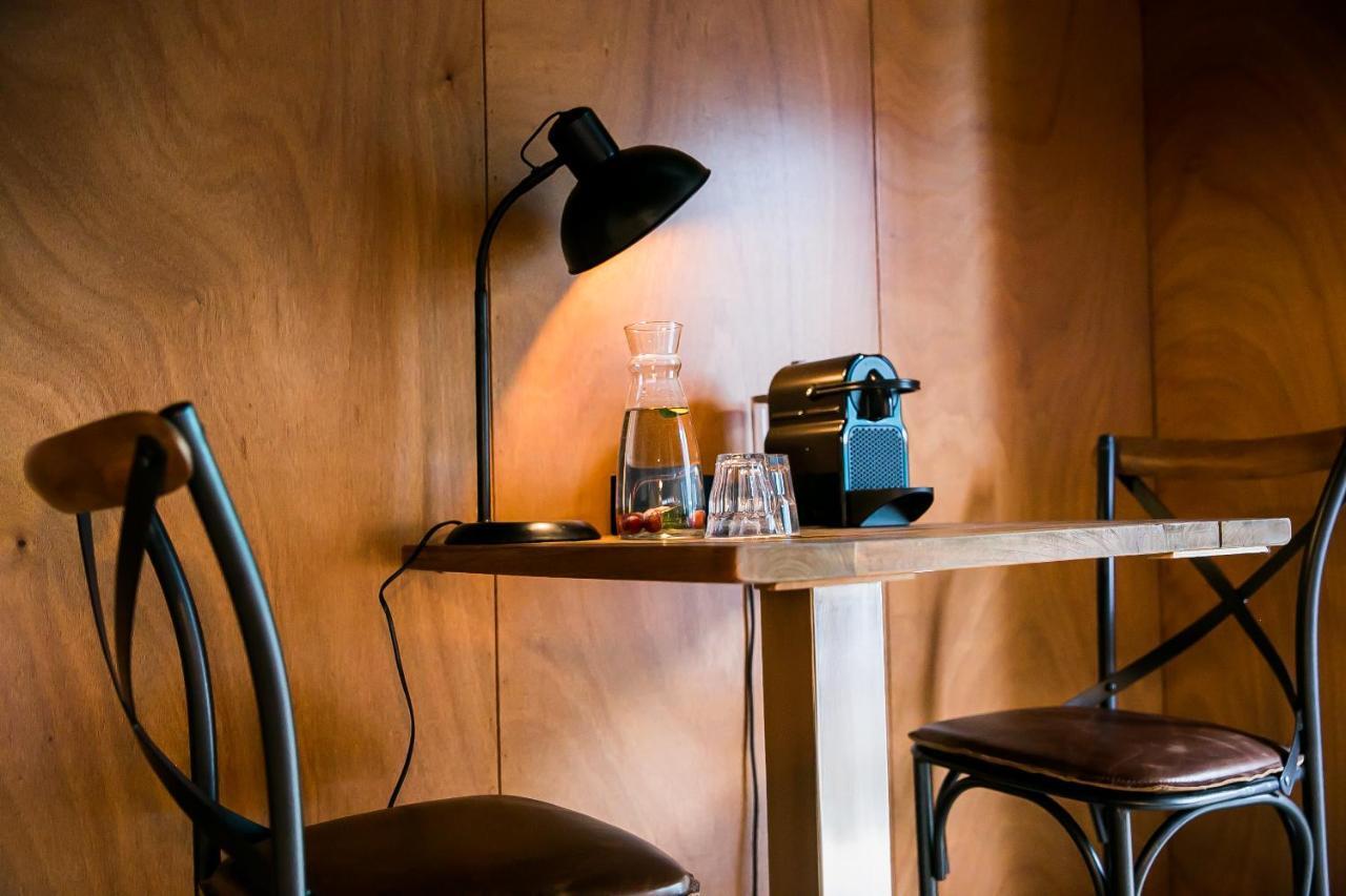 Het Sluijmerhuis Bed & Breakfast Utrecht Bagian luar foto